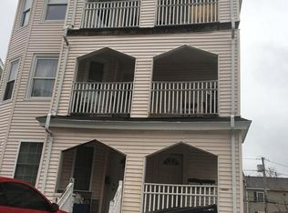 18 Jones St #2, Worcester, MA 01604