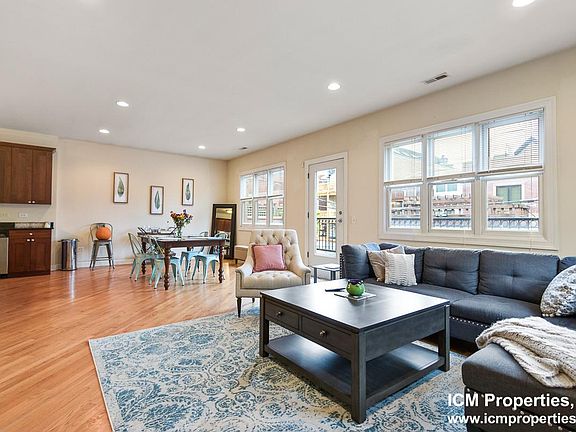2nd image of 1426 W Belmont Ave APT 3