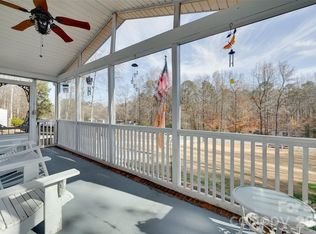 126 Catawba Winds Dr, Belmont, NC 28012