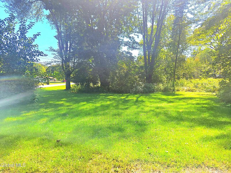 4th image of 187 Vaughn Road