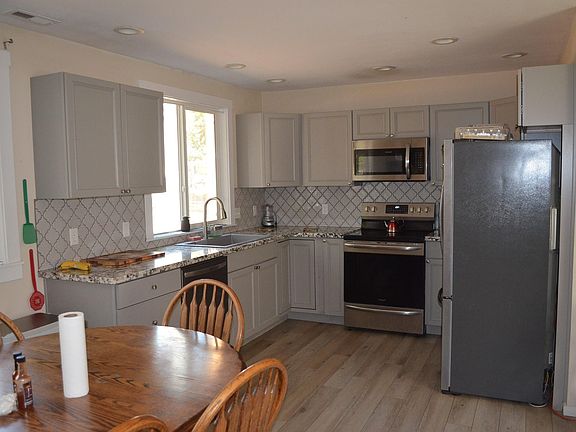 5th image of 53425 Kokanee Ln
