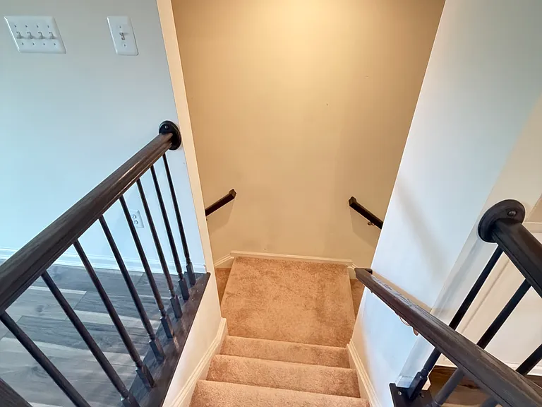 7846 Hope Ct — Photo 9
