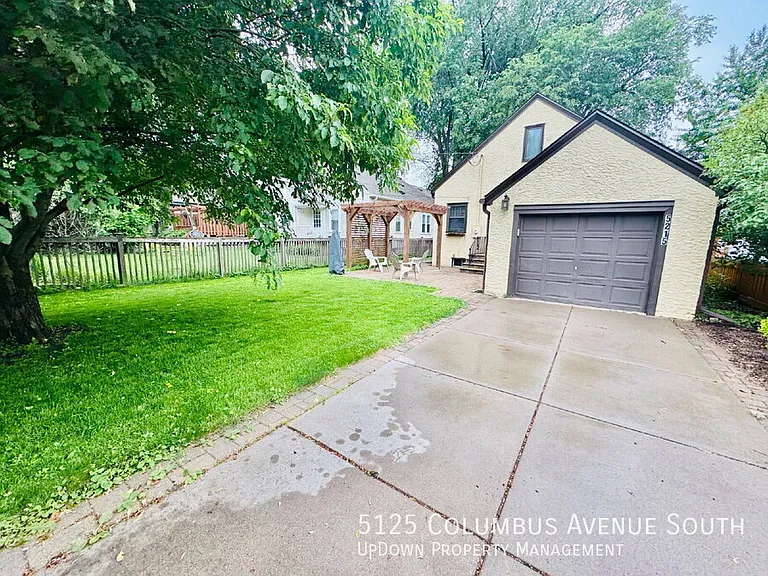 5125 Columbus Ave — Photo 2