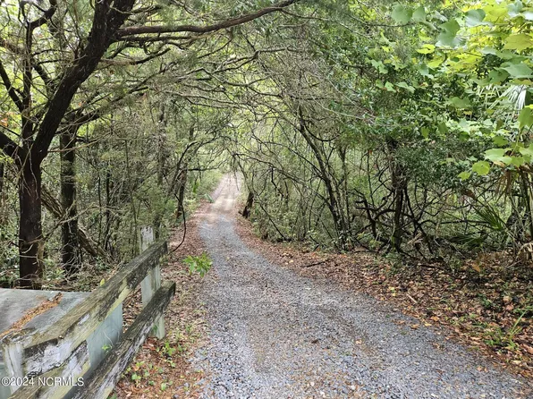 115 W Bald Head Wynd, Bald Head Island, NC 28461