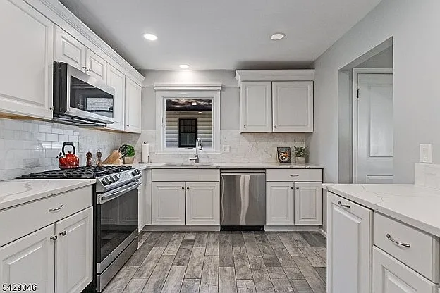 804 Coolidge St — Photo 3