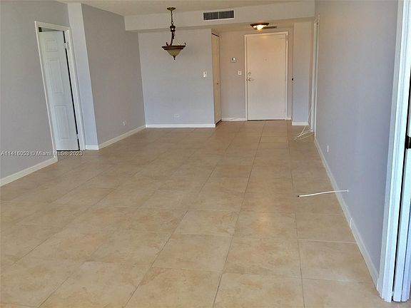 3rd image of 250 174th St APT 2211