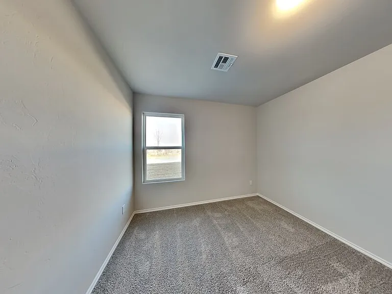 1029 E Stetson Ln — Photo 10