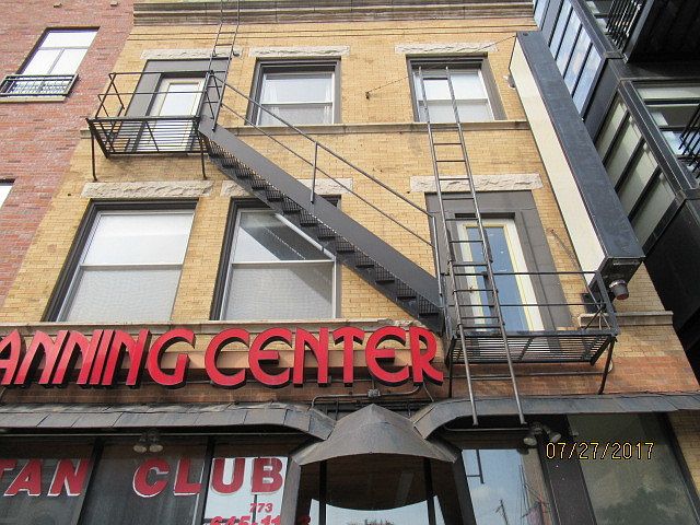 1st image of 1634 N Milwaukee Ave APT 2