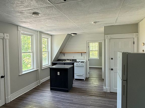 4th image of 383 June St #2