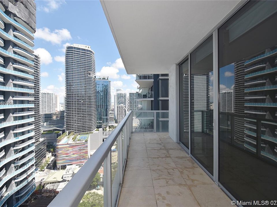 1st image of 1050 Brickell Ave #3813