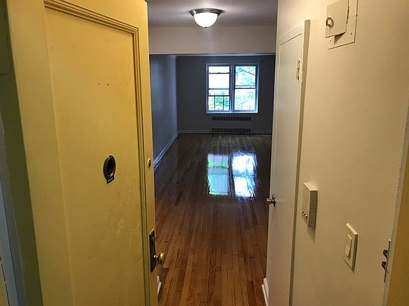 5th image of 120-11 Hillside Ave #2J