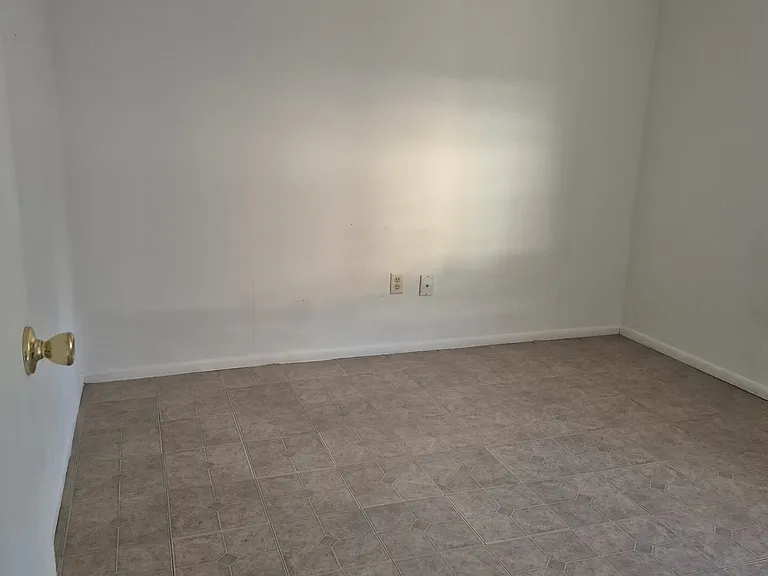 8808 SE 87th Ter — Photo 5