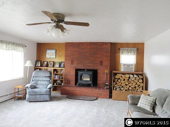 2nd image of 906 W Park Ave