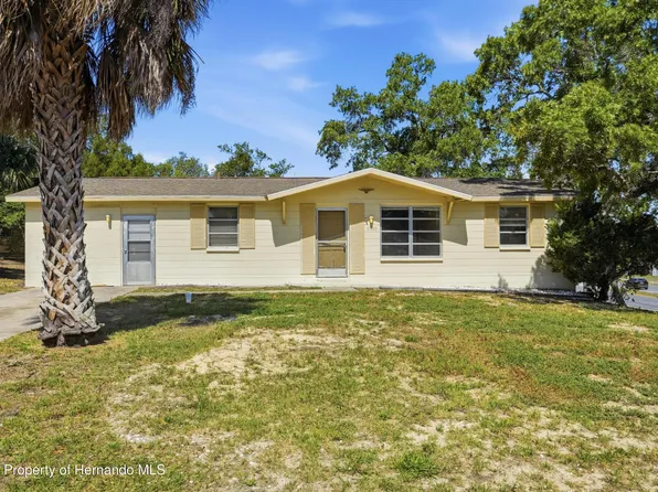 6229 Waycross Dr, Spring Hill, FL 34606