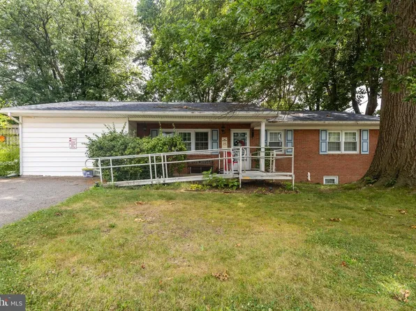 122 Orchard Dr, Boonsboro, MD 21713