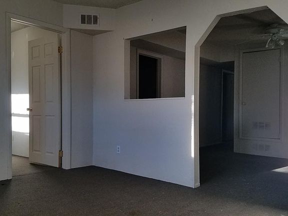 2nd image of 301 4th St