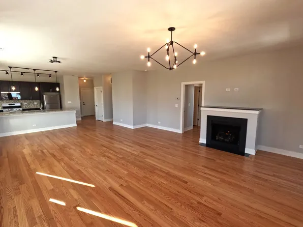 (undisclosed Address), Chicago, IL 60608