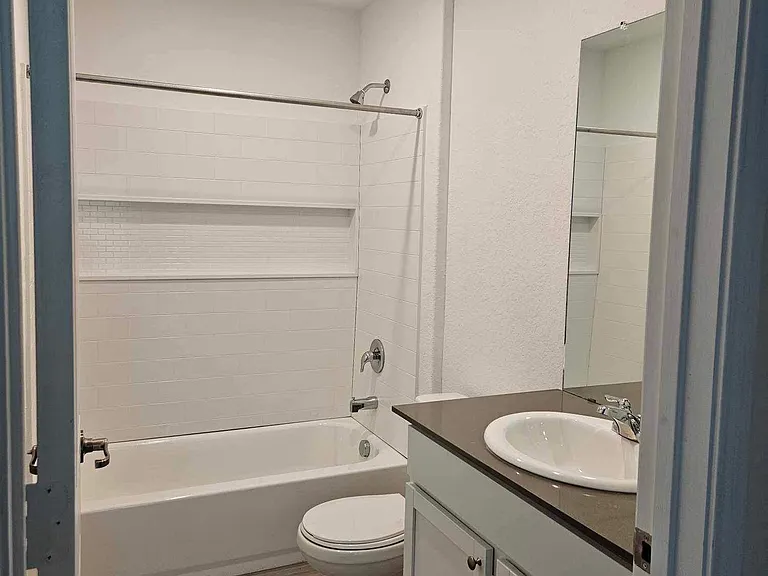 10018 Ana Hts — Photo 20