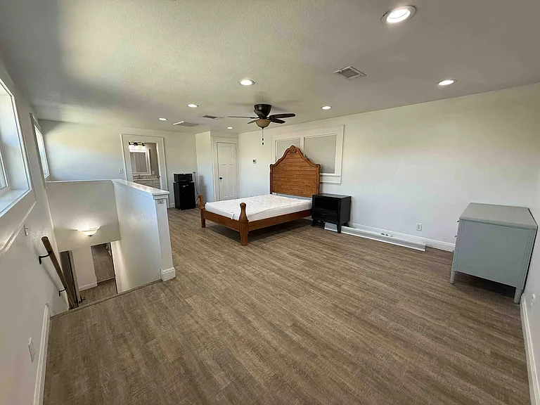 2600 Townsend Dr — Photo 11
