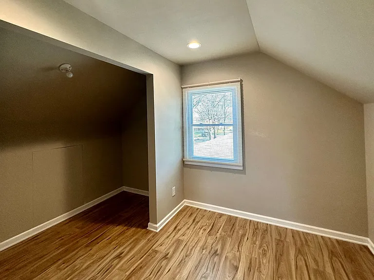 805 N Woodward Dr — Photo 23