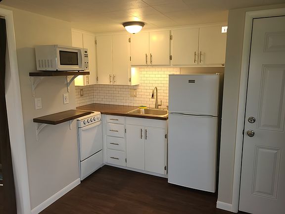 3rd image of 403 E Helena Ave #A