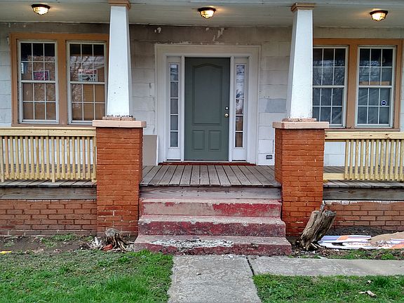 2nd image of 1930 Doren Ave