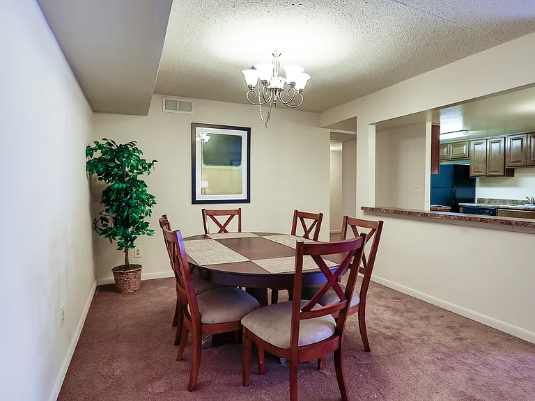 599 Cranbrook Rd — Photo 49