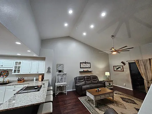 146 River Point Rd #51 Photo 1
