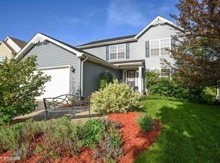 2145 Lotus Dr, Round Lake Heights, IL 60073