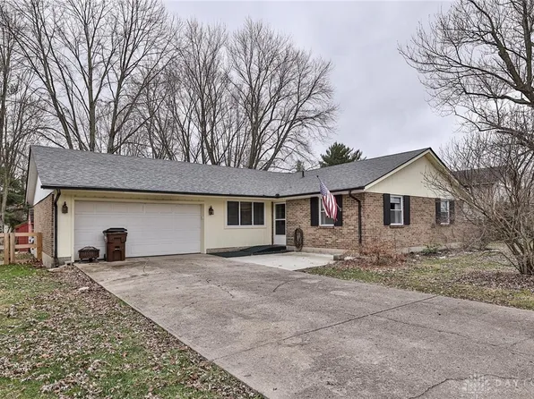 434 5th St, Waynesville, OH 45068