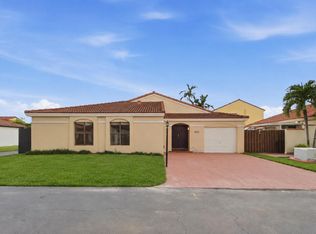 8871 SW 6th St, Miami, FL 33174