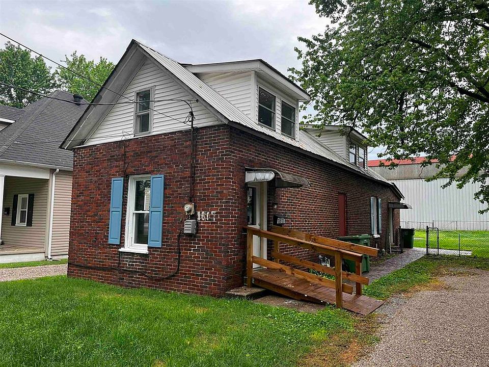 1st image of 1817 W 3rd St