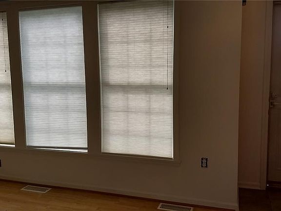 3rd image of 205 West St