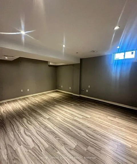 156 Twin Pines Cres #BASEMENT — Photo 24