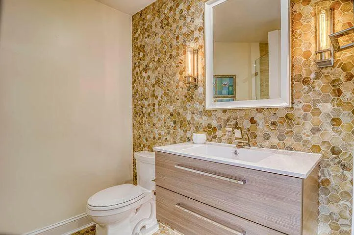 570 Ocean Dr #601 — Photo 23