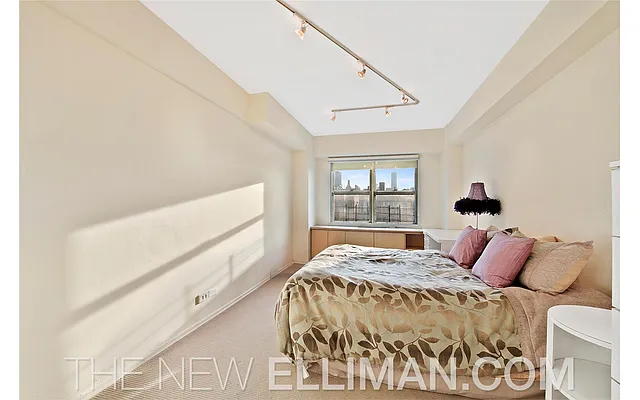 Sold by Douglas Elliman | media 4