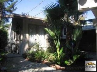 16901 Strawberry Dr, Encino, CA 91436