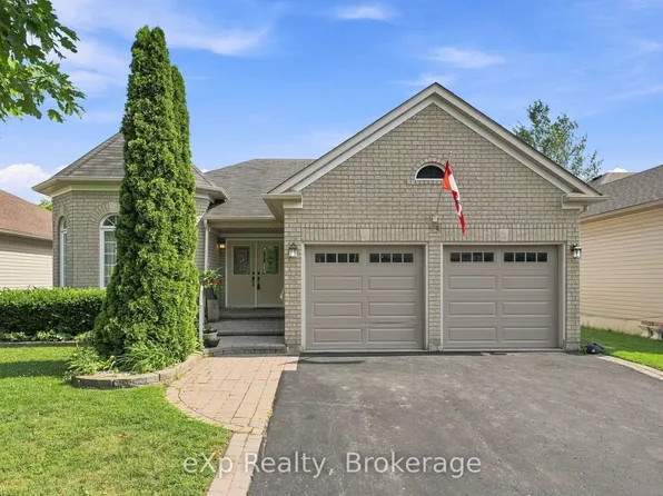 64 Huffman Ave, Pt Hope, ON L1A 4J9