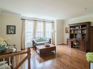 8082 Criaza Branch Ct, Vienna, VA 22182