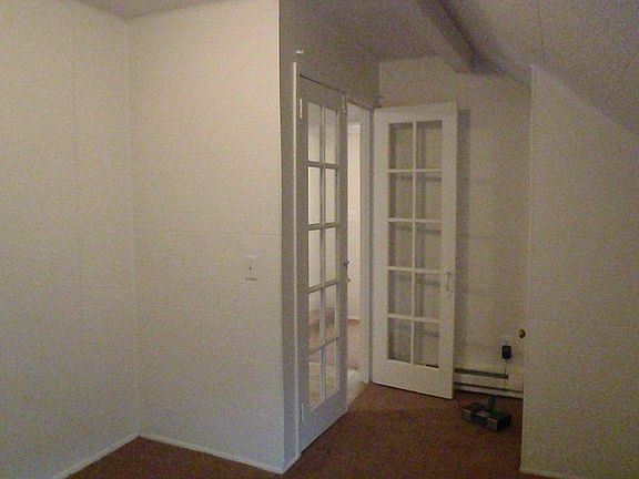 2nd image of 925 N Tower Ave #A/b