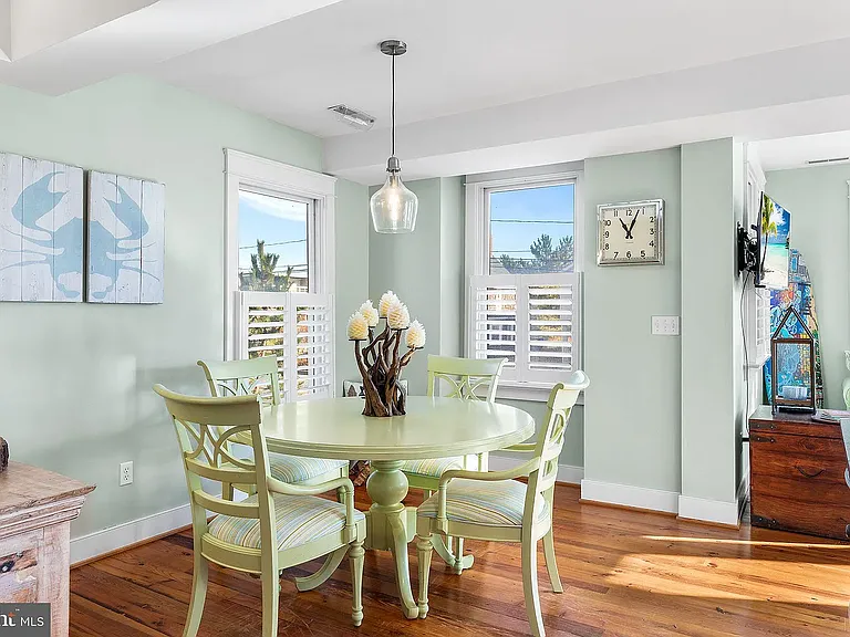 41 N Atlantic Ave — Photo 43