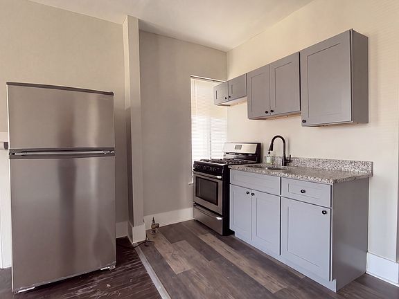 5th image of 68 E Willis St APT 7