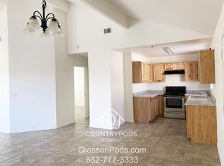 7037 Minor Rd, Cresson, TX 76035
