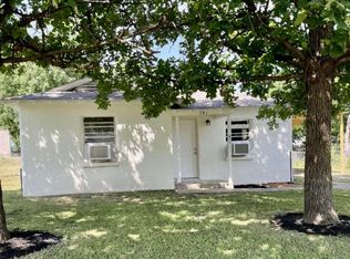 581 Joy Dr, White Settlement, TX 76108