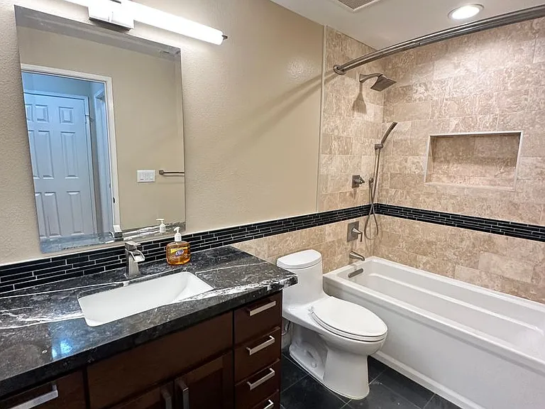722 Timberwood — Photo 11