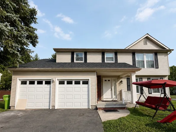 10 Inglesid Ln, Liverpool, NY 13090