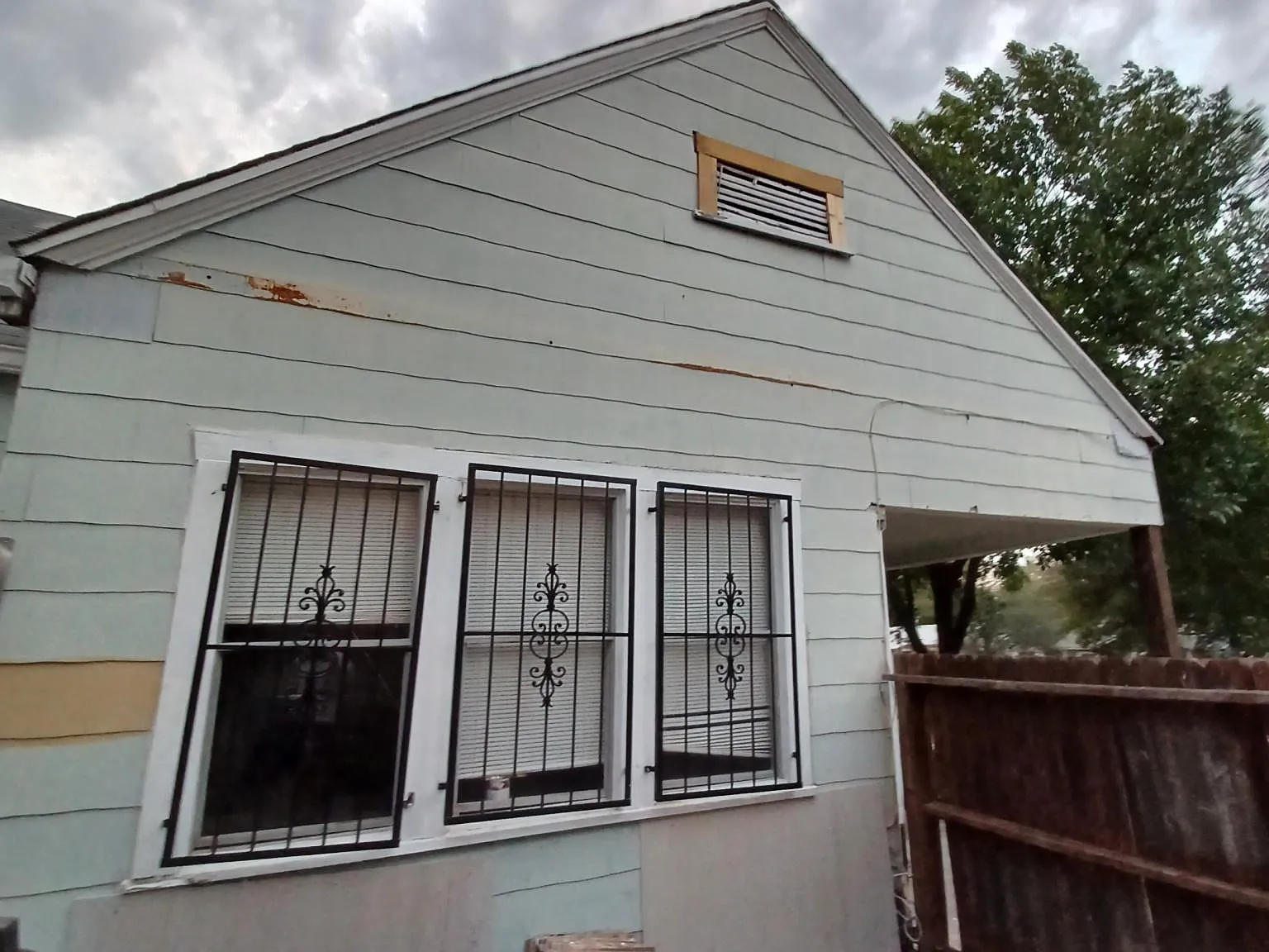 2 bed, 1318 sqft, $1,500 — Photo 2