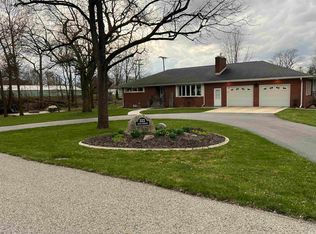 322 S Harrison St, Topeka, IN 46571