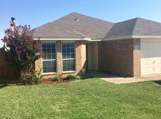 9216 Nathan Dr, White Settlement, TX 76108