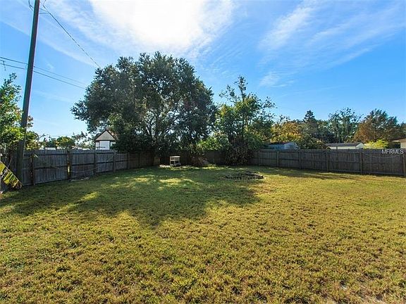 5th image of 1207 Park Manor Dr